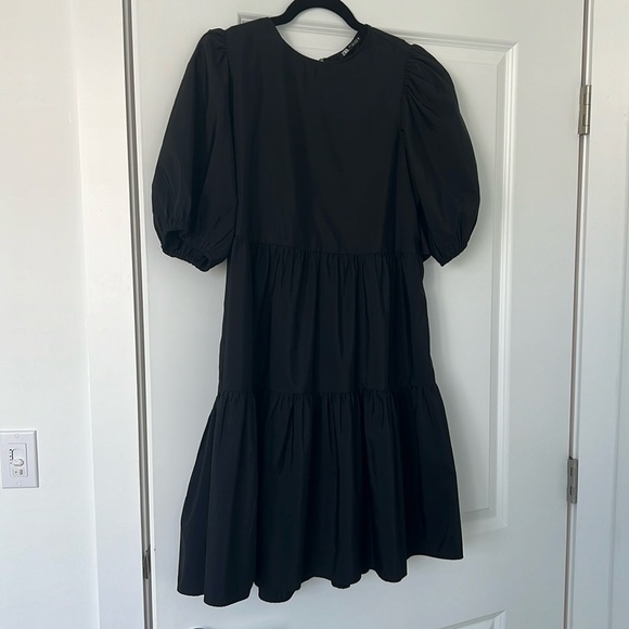 Zara tiered poplin black open back dress - Picture 3 of 6